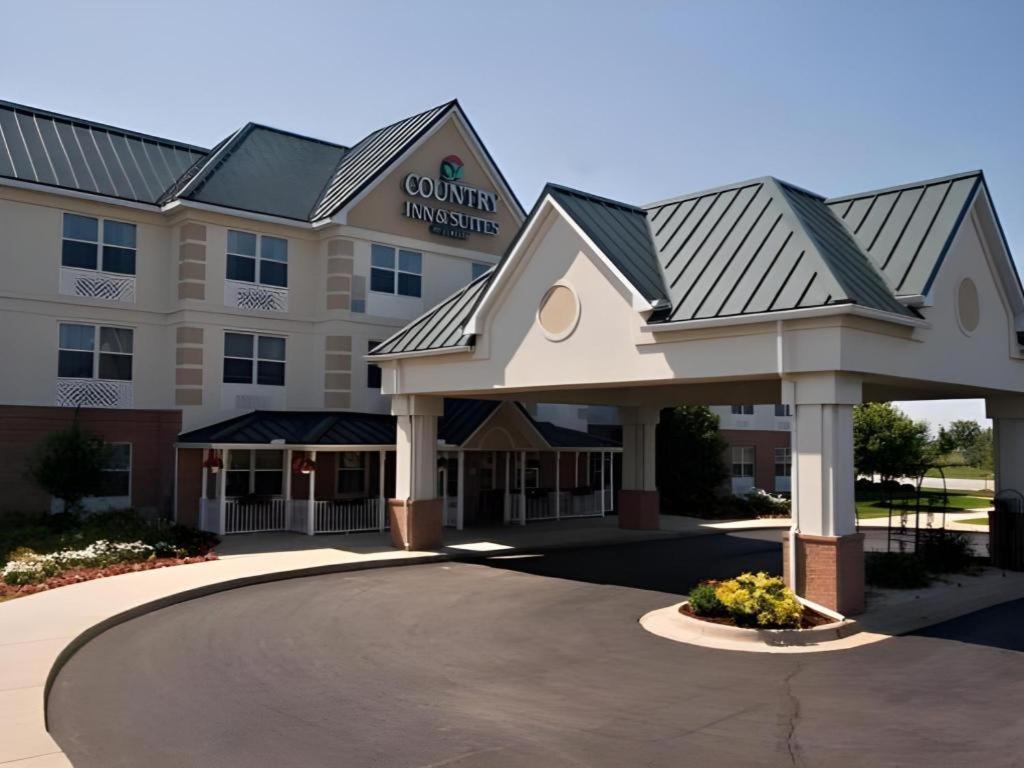 Country Inn & Suites By Radisson, Dundee, Mi Exterior photo